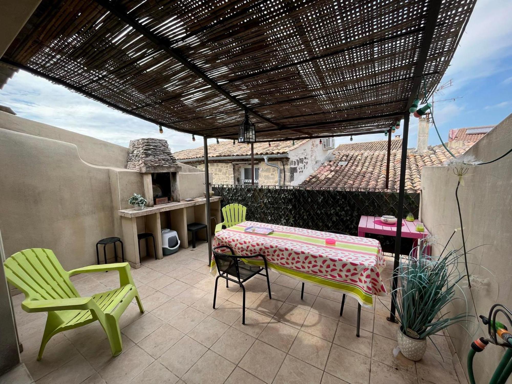 Maison De Village Caumont-sur-Durance Εξωτερικό φωτογραφία